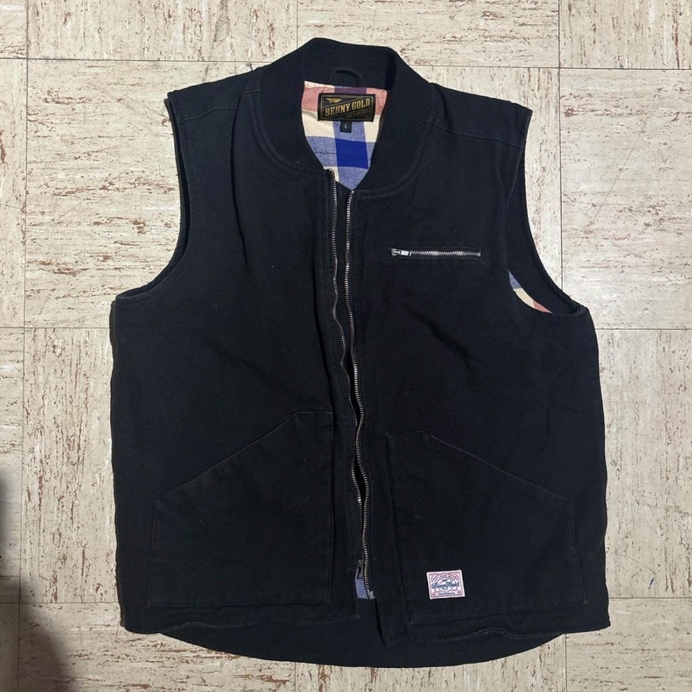 Sturdy Black Men's Vest